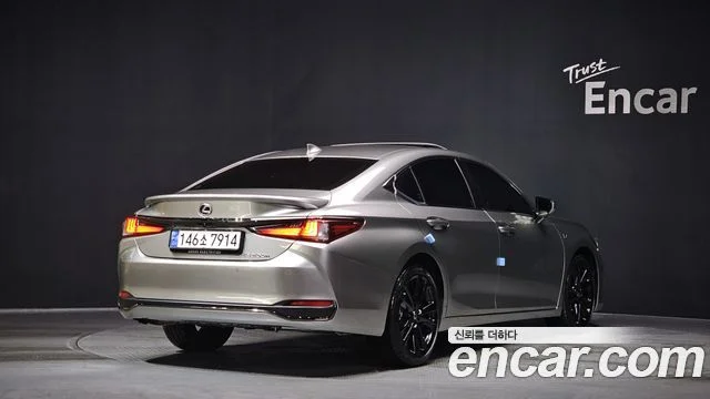 2024 Lexus ES300h 7세대