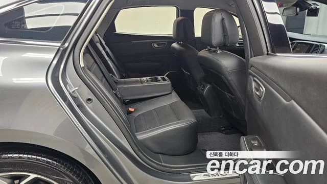 2020 Renault Korea SM6