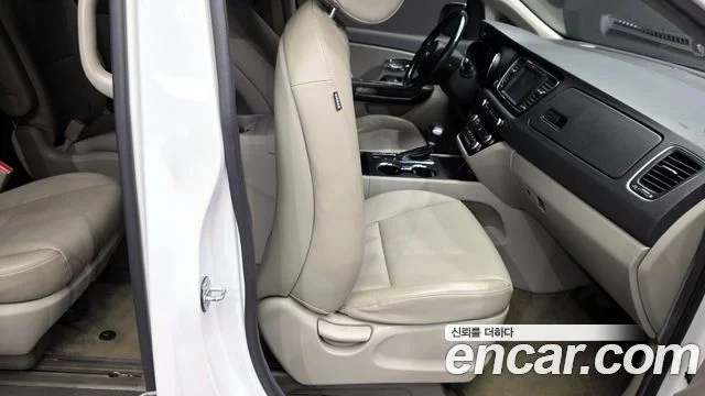 2020 Kia Carnival (New)