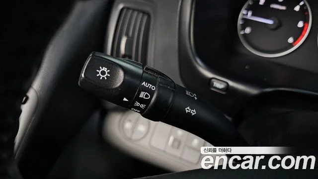 2019 Hyundai Grand Starex (New)