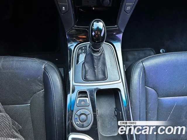 2012 Hyundai i40 살룬