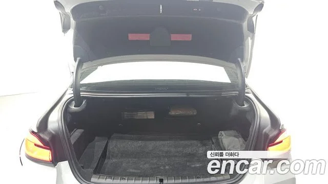 2022 BMW 5 Series (G30)