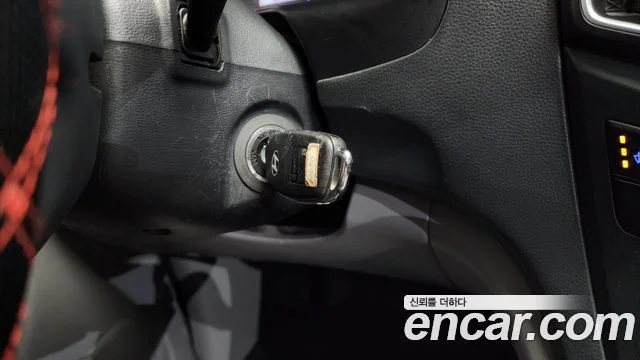 2017 Hyundai Grand Starex