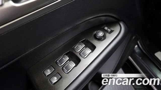 2018 KG Mobility Rexton Sports