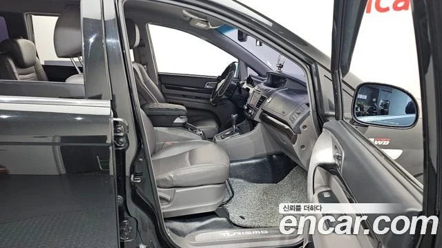 2016 KG Mobility 코란도 투리스모