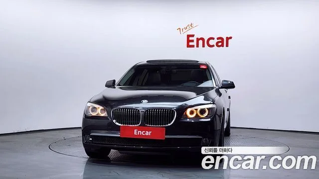 2011 BMW 7 Series (F01)