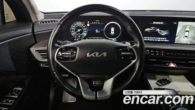 2021 Kia K8