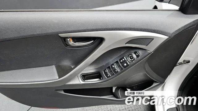 2013 Hyundai 아반떼 MD