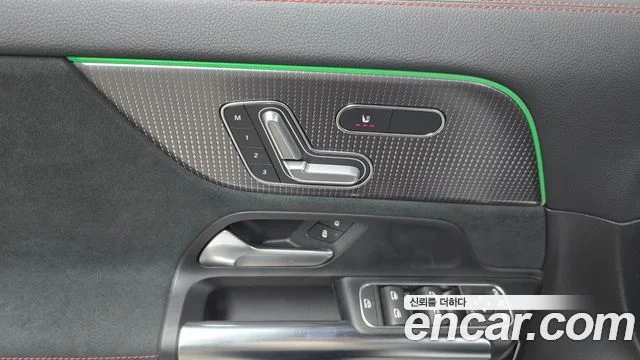 2022 Mercedes-Benz EQA H243