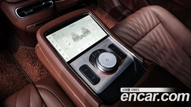 2024 Genesis G90 (RS4)