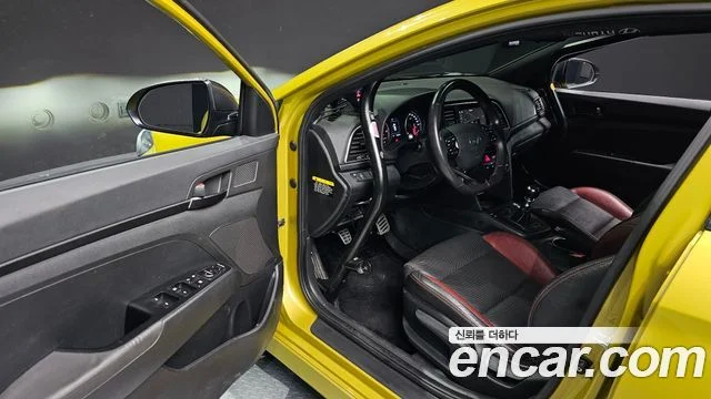 2017 Hyundai 아반떼 AD