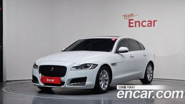 2016 Jaguar XF (X260)