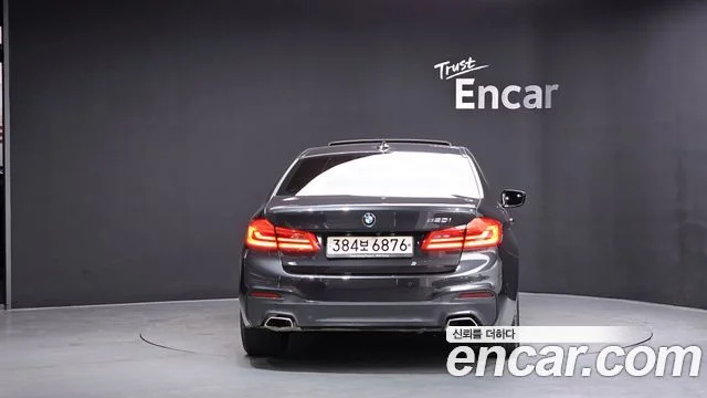 2020 BMW 5 Series (G30)