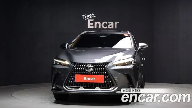2024 Lexus NX450h+ 2세대