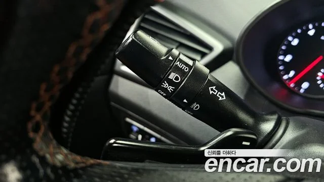 2015 Hyundai Veloster (New)