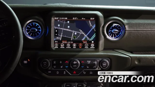 2022 Jeep 랭글러 (JL)