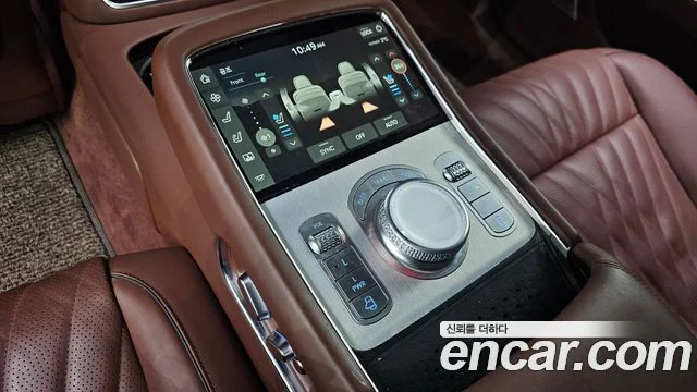 2022 Genesis G90 (RS4)