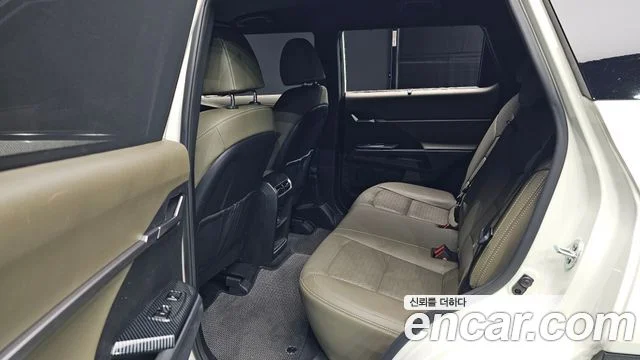 2022 KG Mobility Torres