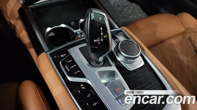 2022 BMW 7 Series (G11)