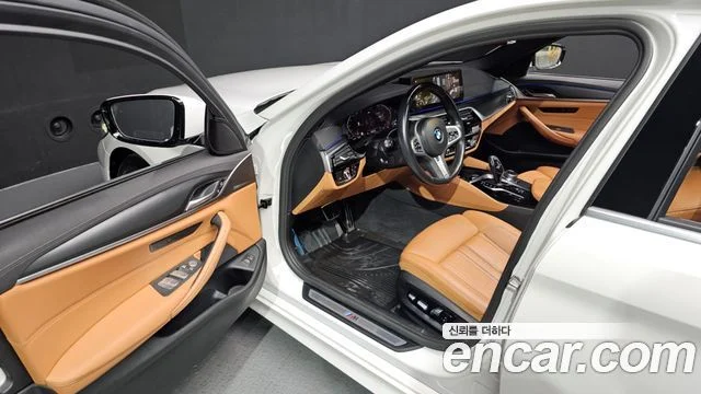 2022 BMW 5 Series (G30)