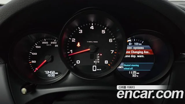2018 Porsche 마칸
