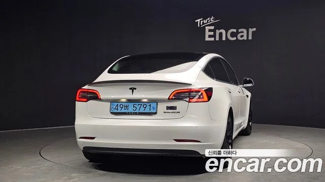 2020 Tesla Model 3