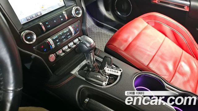 2021 Ford 머스탱