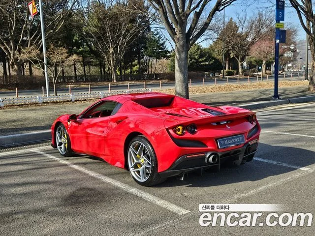 2021 Ferrari F8 스파이더