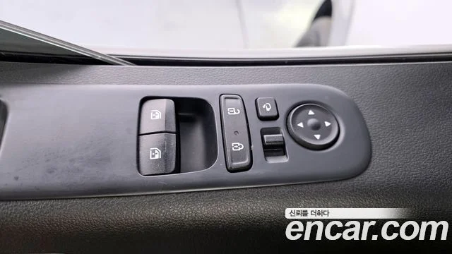 2021 Hyundai Staria