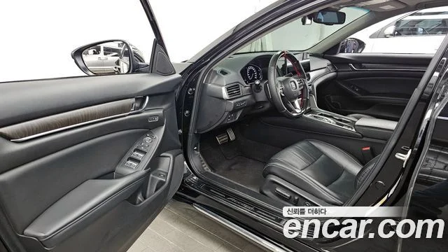 2018 Honda 어코드 10세대