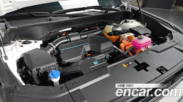 2025 Hyundai Santa Fe (MX5)