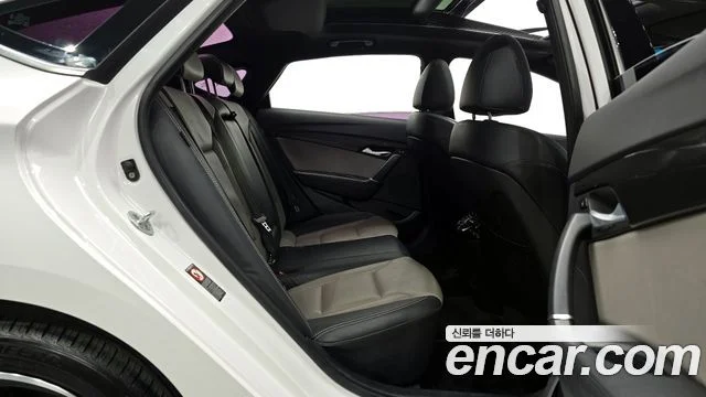 2016 Hyundai 더 뉴 i40 살룬