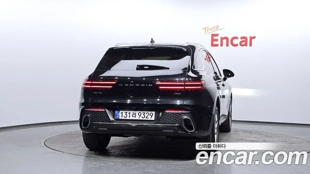 2023 Genesis GV70