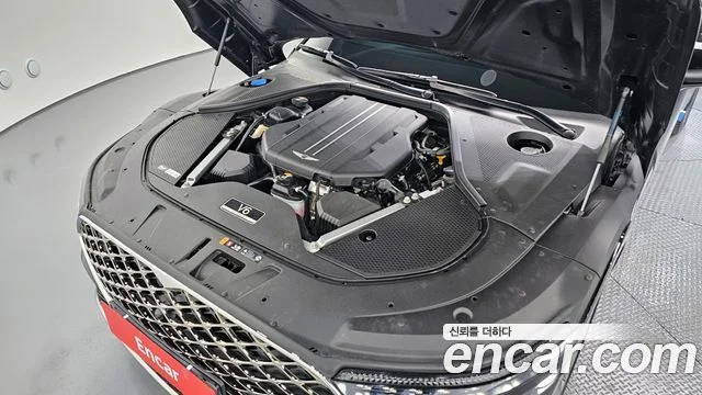 2024 Genesis G90 (RS4)