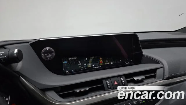 2021 Lexus ES300h 7세대