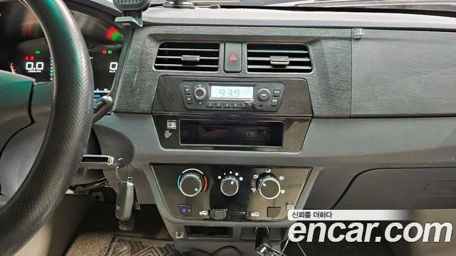 2023 신위안 이티밴