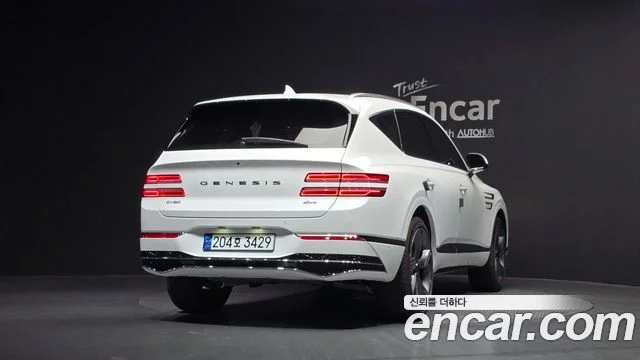 2025 Genesis GV80