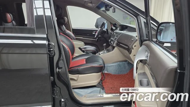 2016 KG Mobility 코란도 투리스모