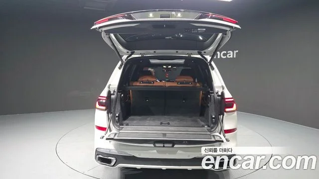 2025 BMW X7 (G07)