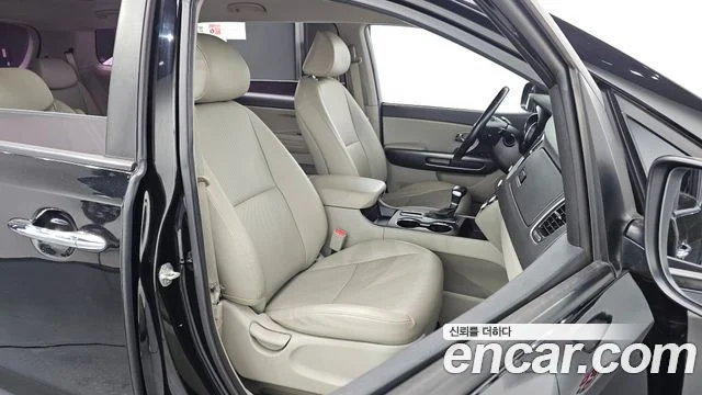 2019 Kia Carnival (New)