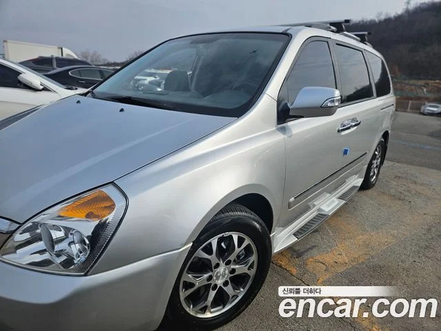 2013 Kia 카니발 R