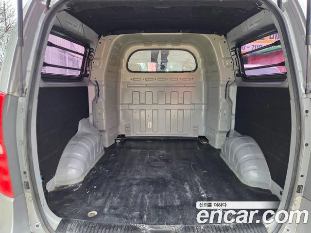 2016 Hyundai Grand Starex