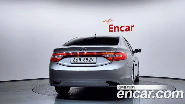 2011 Hyundai Grandeur (HG)