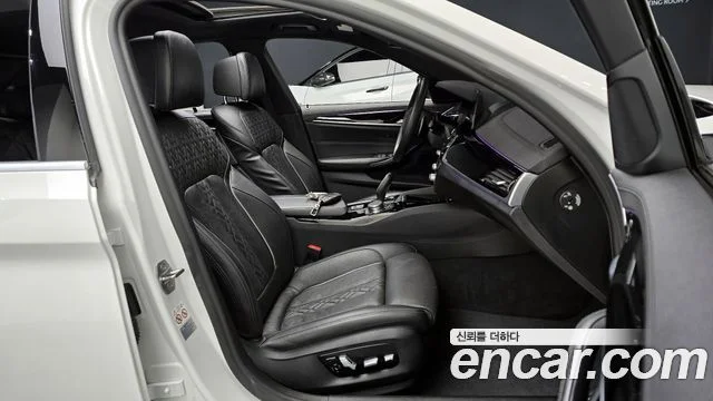 2019 BMW 5 Series (G30)