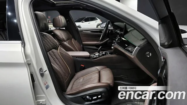 2022 BMW 5 Series (G30)