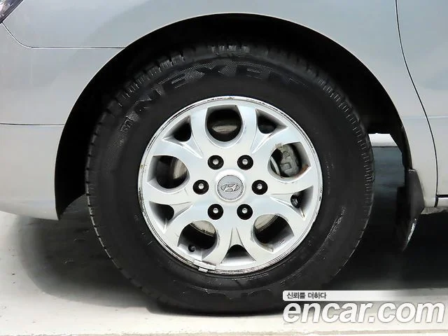 2014 Hyundai Grand Starex