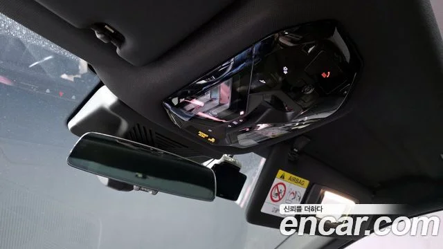 2025 BMW 5 Series (G60)