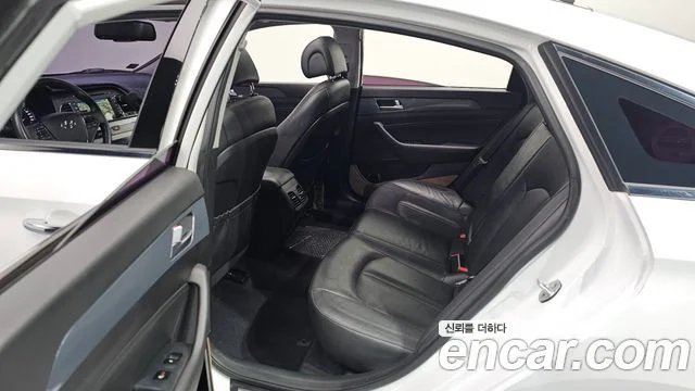 2016 Hyundai LF 쏘나타 하이브리드