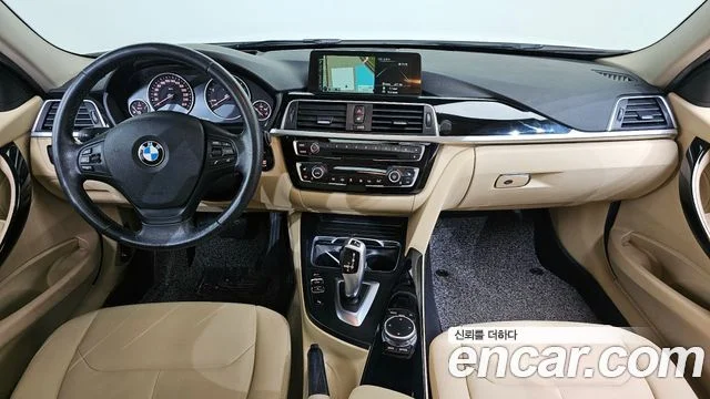 2015 BMW 3 Series (F30)