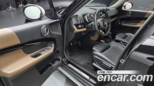 2018 MINI 쿠퍼 컨트리맨